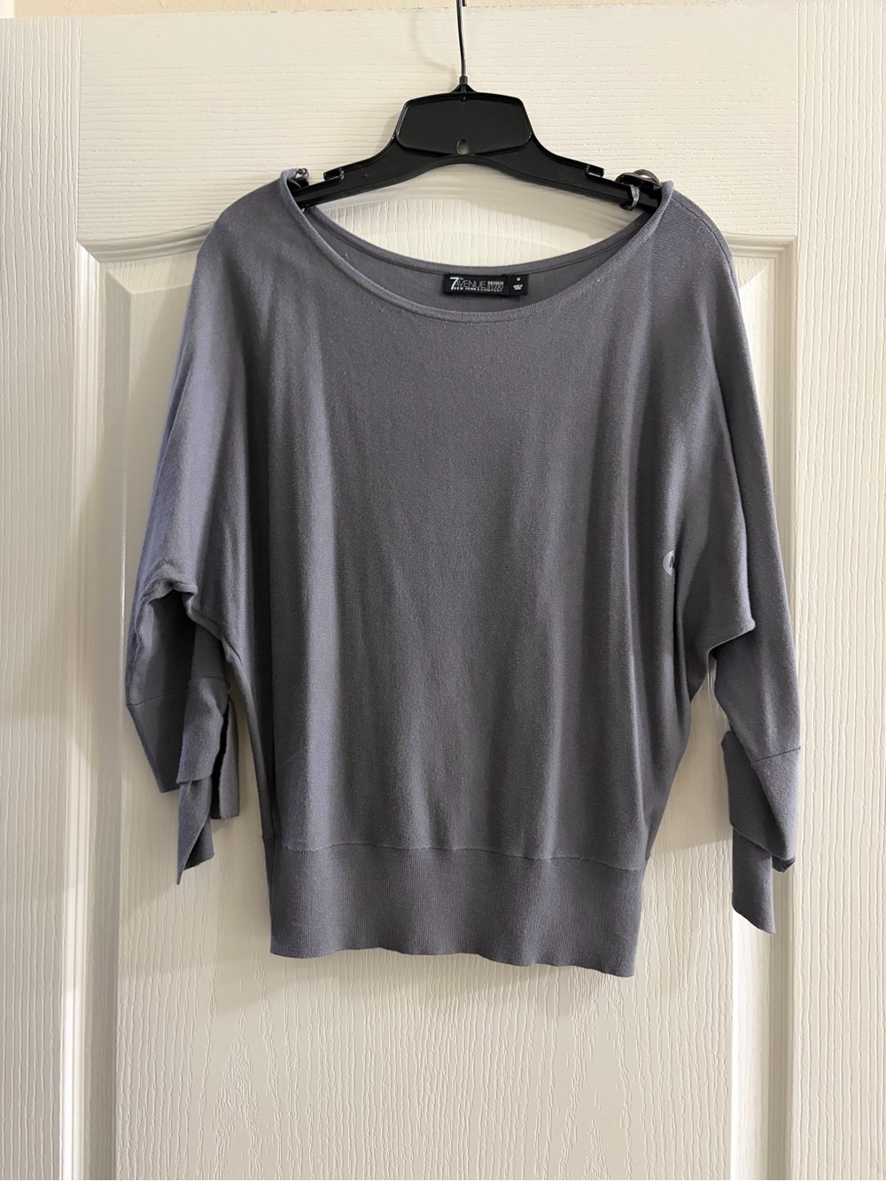 New York & Company Gray Batwing Sweater Pearl Button Sleeve Top